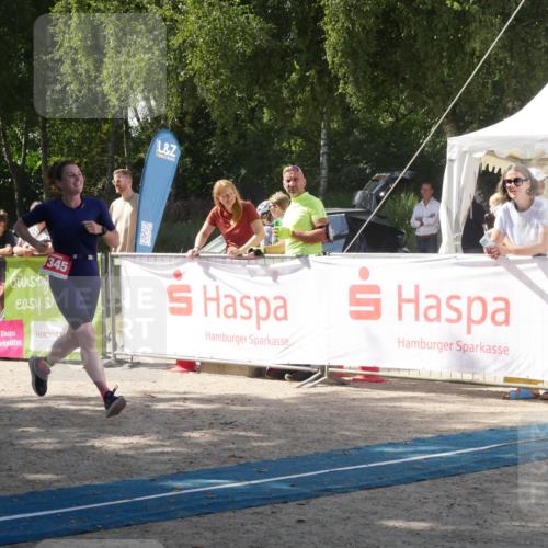 07.09.2025 - 19. Norderstedt Triathlon Zöllner http://msf.ph/oto/8787757 07.09.2025 13:30:04 Ziel 159, 1345, 1391 meine-sportfotos.de