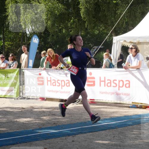07.09.2025 - 19. Norderstedt Triathlon Zöllner http://msf.ph/oto/8787763 07.09.2025 13:30:04 Ziel 159, 1345, 1391 meine-sportfotos.de