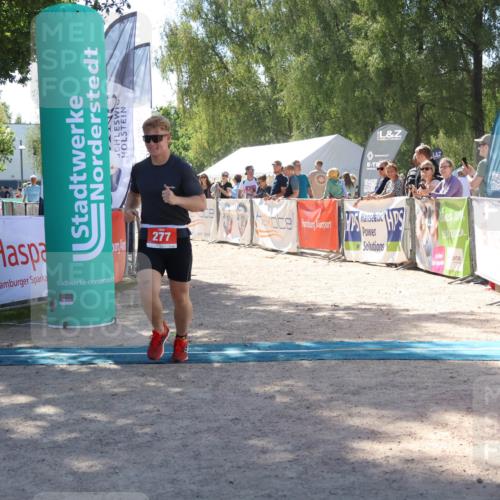 07.09.2025 - 19. Norderstedt Triathlon Zöllner http://msf.ph/oto/8787767 07.09.2025 13:36:58 Ziel 277, 718 meine-sportfotos.de