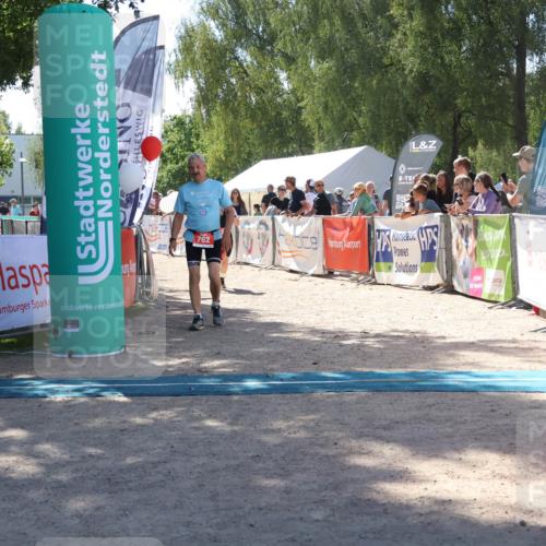 07.09.2025 - 19. Norderstedt Triathlon Zöllner http://msf.ph/oto/8787771 07.09.2025 13:37:19 Ziel 762, 1360 meine-sportfotos.de