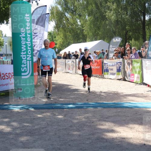 07.09.2025 - 19. Norderstedt Triathlon Zöllner http://msf.ph/oto/8787786 07.09.2025 13:37:20 Ziel 762, 1360 meine-sportfotos.de