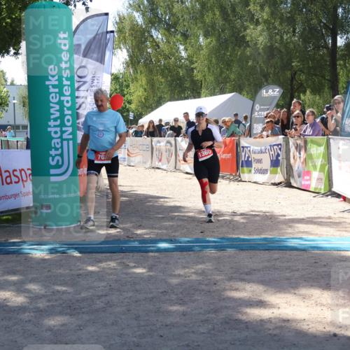 07.09.2025 - 19. Norderstedt Triathlon Zöllner http://msf.ph/oto/8787788 07.09.2025 13:37:21 Ziel 762, 1360 meine-sportfotos.de