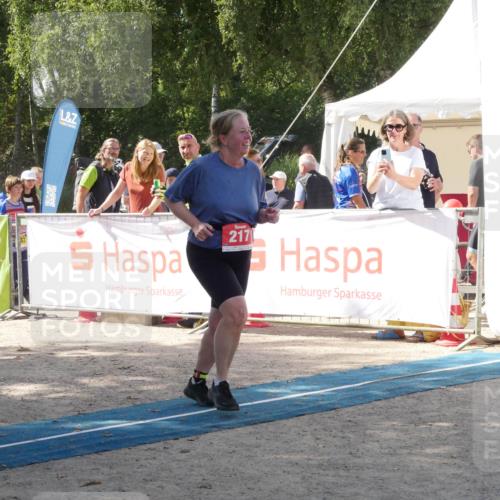 07.09.2025 - 19. Norderstedt Triathlon Zöllner http://msf.ph/oto/8787797 07.09.2025 13:31:09 Ziel 217 meine-sportfotos.de