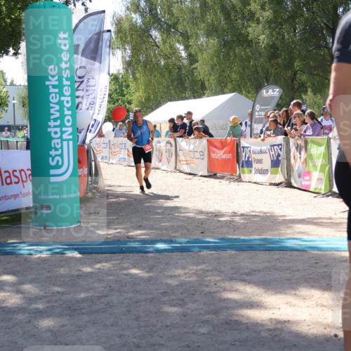 07.09.2025 - 19. Norderstedt Triathlon Zöllner http://msf.ph/oto/8787816 07.09.2025 13:37:42 Ziel 161 meine-sportfotos.de