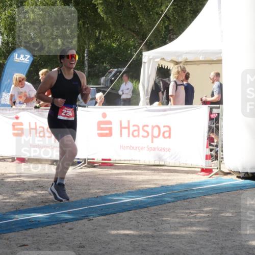 07.09.2025 - 19. Norderstedt Triathlon Zöllner http://msf.ph/oto/8787823 07.09.2025 13:31:37 Ziel 224 meine-sportfotos.de