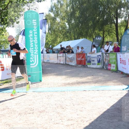 07.09.2025 - 19. Norderstedt Triathlon Zöllner http://msf.ph/oto/8787833 07.09.2025 15:59:45 Ziel 420 meine-sportfotos.de