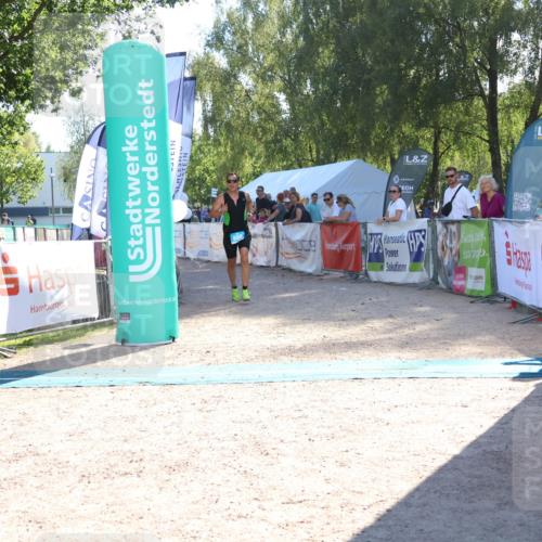 07.09.2025 - 19. Norderstedt Triathlon Zöllner http://msf.ph/oto/8787835 07.09.2025 15:59:53 Ziel 888 meine-sportfotos.de