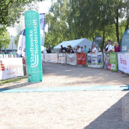 07.09.2025 - 19. Norderstedt Triathlon Zöllner http://msf.ph/oto/8787853 07.09.2025 15:59:56 Ziel 888 meine-sportfotos.de