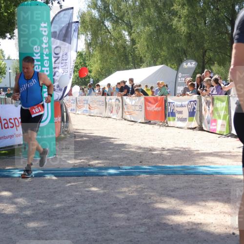 07.09.2025 - 19. Norderstedt Triathlon Zöllner http://msf.ph/oto/8787856 07.09.2025 13:37:46 Ziel 161 meine-sportfotos.de