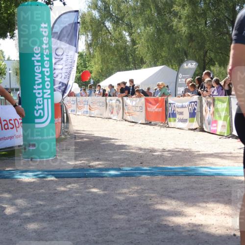 07.09.2025 - 19. Norderstedt Triathlon Zöllner http://msf.ph/oto/8787867 07.09.2025 13:37:47 Ziel 161 meine-sportfotos.de