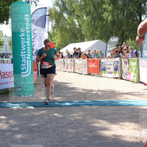 07.09.2025 - 19. Norderstedt Triathlon Zöllner http://msf.ph/oto/8787885 07.09.2025 13:37:54 Ziel 305 meine-sportfotos.de