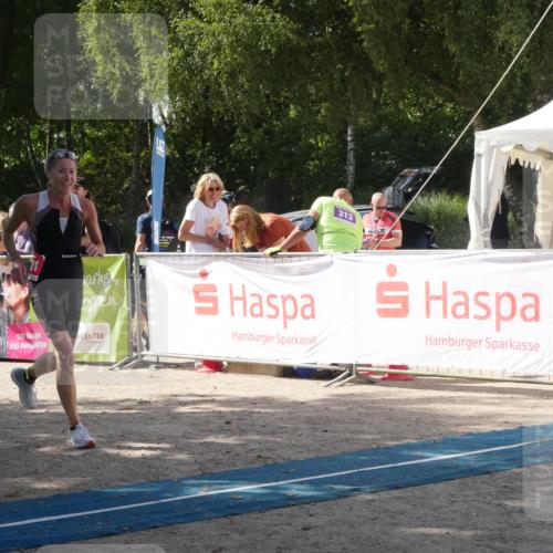 07.09.2025 - 19. Norderstedt Triathlon Zöllner http://msf.ph/oto/8787886 07.09.2025 13:33:41 Ziel 157, 307, 752, 1221 meine-sportfotos.de