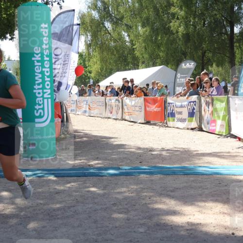 07.09.2025 - 19. Norderstedt Triathlon Zöllner http://msf.ph/oto/8787898 07.09.2025 13:37:55 Ziel 305 meine-sportfotos.de