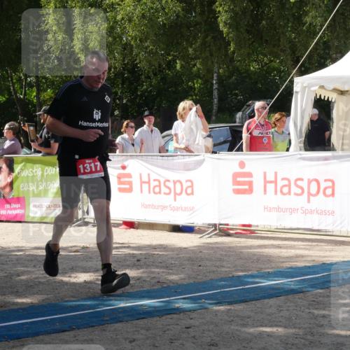 07.09.2025 - 19. Norderstedt Triathlon Zöllner http://msf.ph/oto/8787901 07.09.2025 13:34:01 Ziel 1317 meine-sportfotos.de