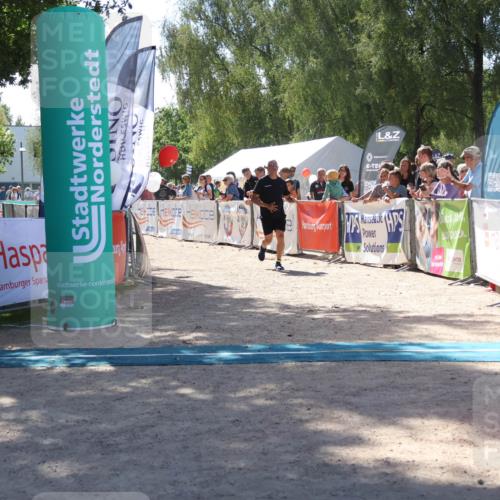 07.09.2025 - 19. Norderstedt Triathlon Zöllner http://msf.ph/oto/8787912 07.09.2025 13:38:45 Ziel 141 meine-sportfotos.de