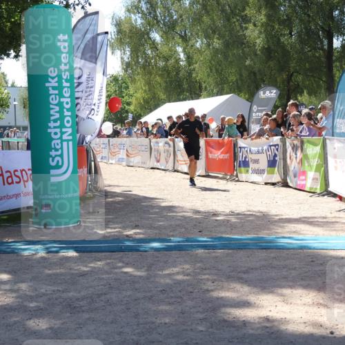07.09.2025 - 19. Norderstedt Triathlon Zöllner http://msf.ph/oto/8787913 07.09.2025 13:38:45 Ziel 141 meine-sportfotos.de