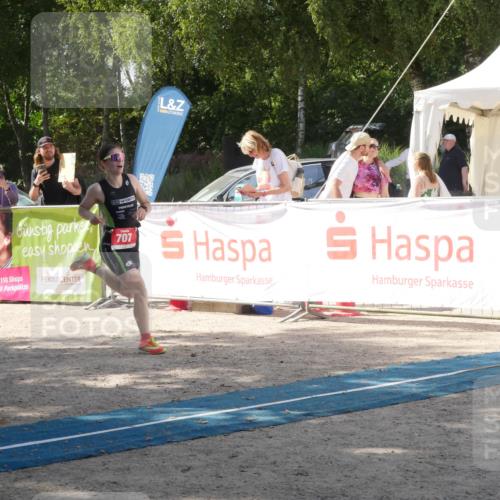 07.09.2025 - 19. Norderstedt Triathlon Zöllner http://msf.ph/oto/8787915 07.09.2025 13:34:12 Ziel 275, 707, 1214 meine-sportfotos.de