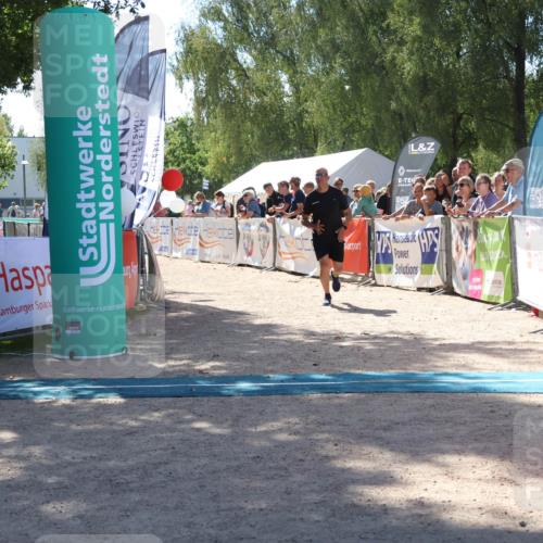 07.09.2025 - 19. Norderstedt Triathlon Zöllner http://msf.ph/oto/8787922 07.09.2025 13:38:46 Ziel 141 meine-sportfotos.de