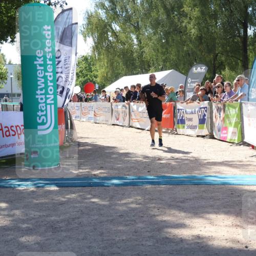 07.09.2025 - 19. Norderstedt Triathlon Zöllner http://msf.ph/oto/8787925 07.09.2025 13:38:46 Ziel 141 meine-sportfotos.de
