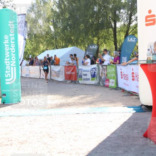 07.09.2025 - 19. Norderstedt Triathlon Zöllner http://msf.ph/oto/8787928 07.09.2025 16:02:09 Ziel 896 meine-sportfotos.de