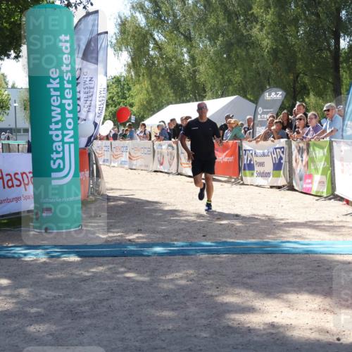 07.09.2025 - 19. Norderstedt Triathlon Zöllner http://msf.ph/oto/8787933 07.09.2025 13:38:47 Ziel 141 meine-sportfotos.de