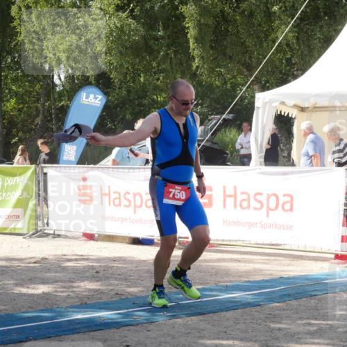 07.09.2025 - 19. Norderstedt Triathlon Zöllner http://msf.ph/oto/8787945 07.09.2025 13:34:41 Ziel 750 meine-sportfotos.de