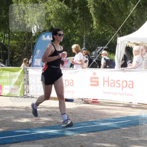 07.09.2025 - 19. Norderstedt Triathlon Zöllner http://msf.ph/oto/8787952 07.09.2025 13:35:17 Ziel 175, 272, 1374 meine-sportfotos.de