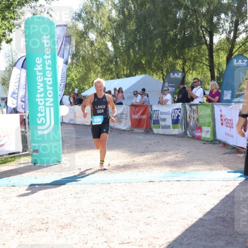 07.09.2025 - 19. Norderstedt Triathlon Zöllner http://msf.ph/oto/8787970 07.09.2025 16:02:12 Ziel 896 meine-sportfotos.de