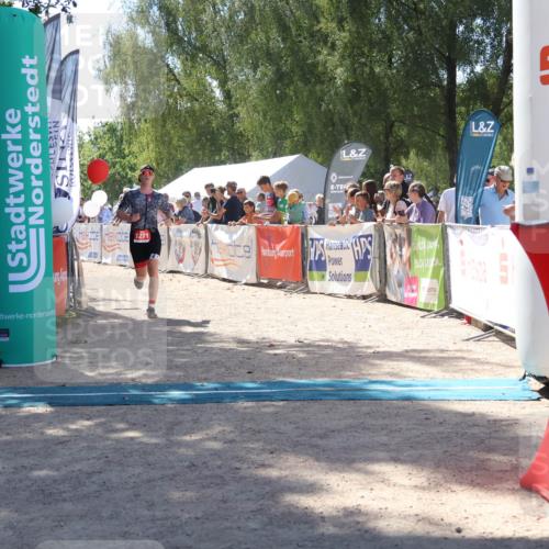 07.09.2025 - 19. Norderstedt Triathlon Zöllner http://msf.ph/oto/8787980 07.09.2025 13:39:26 Ziel 357, 1271 meine-sportfotos.de