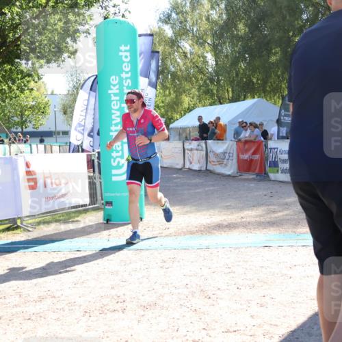 07.09.2025 - 19. Norderstedt Triathlon Zöllner http://msf.ph/oto/8787992 07.09.2025 16:02:53 Ziel 1019 meine-sportfotos.de