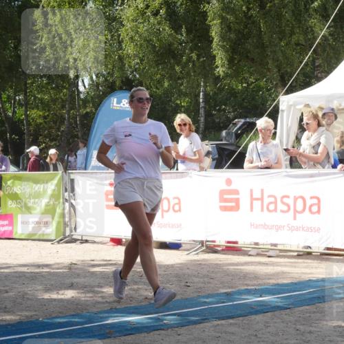 07.09.2025 - 19. Norderstedt Triathlon Zöllner http://msf.ph/oto/8788006 07.09.2025 13:35:52 Ziel 331 meine-sportfotos.de
