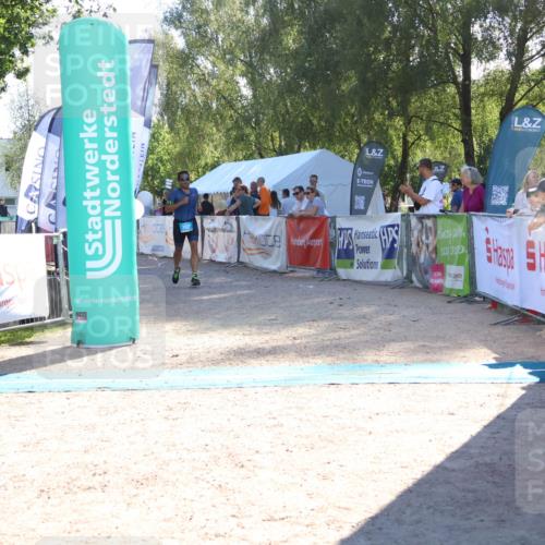 07.09.2025 - 19. Norderstedt Triathlon Zöllner http://msf.ph/oto/8788013 07.09.2025 16:03:23 Ziel 382 meine-sportfotos.de