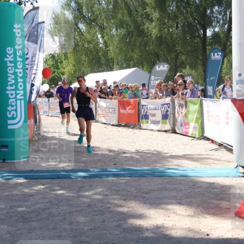 07.09.2025 - 19. Norderstedt Triathlon Zöllner http://msf.ph/oto/8788042 07.09.2025 13:39:45 Ziel 346, 1388 meine-sportfotos.de