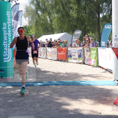 07.09.2025 - 19. Norderstedt Triathlon Zöllner http://msf.ph/oto/8788053 07.09.2025 13:39:46 Ziel 346, 1388 meine-sportfotos.de