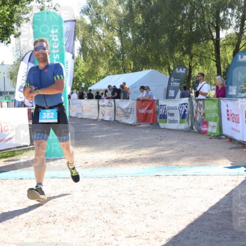 07.09.2025 - 19. Norderstedt Triathlon Zöllner http://msf.ph/oto/8788057 07.09.2025 16:03:26 Ziel 382 meine-sportfotos.de