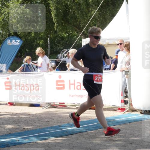 07.09.2025 - 19. Norderstedt Triathlon Zöllner http://msf.ph/oto/8788060 07.09.2025 13:37:00 Ziel 277, 718 meine-sportfotos.de