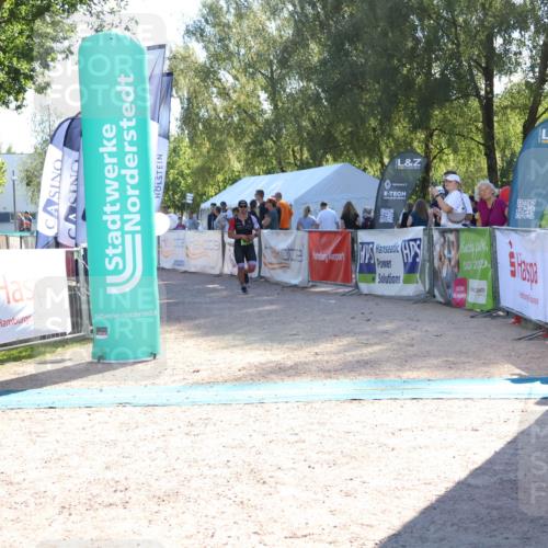 07.09.2025 - 19. Norderstedt Triathlon Zöllner http://msf.ph/oto/8788069 07.09.2025 16:03:58 Ziel 968 meine-sportfotos.de