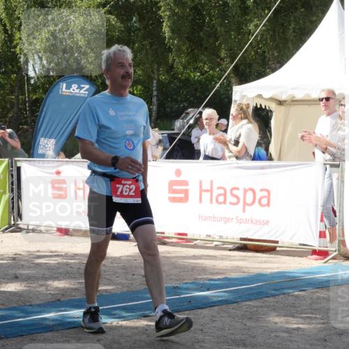 07.09.2025 - 19. Norderstedt Triathlon Zöllner http://msf.ph/oto/8788078 07.09.2025 13:37:24 Ziel 762, 1360 meine-sportfotos.de