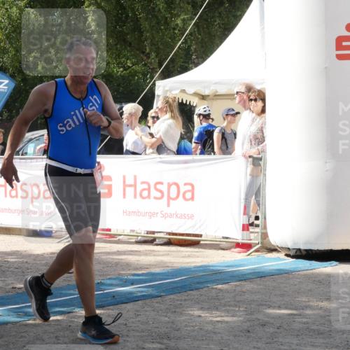 07.09.2025 - 19. Norderstedt Triathlon Zöllner http://msf.ph/oto/8788090 07.09.2025 13:37:48 Ziel 161 meine-sportfotos.de