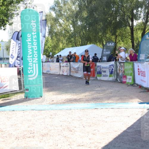07.09.2025 - 19. Norderstedt Triathlon Zöllner http://msf.ph/oto/8788103 07.09.2025 16:04:00 Ziel 968 meine-sportfotos.de
