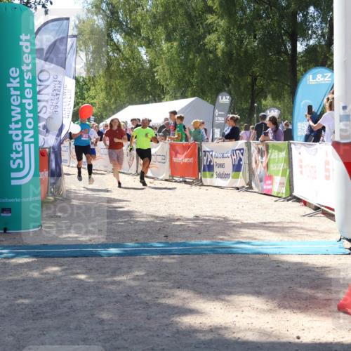 07.09.2025 - 19. Norderstedt Triathlon Zöllner http://msf.ph/oto/8788133 07.09.2025 13:41:04 Ziel 313, 347 meine-sportfotos.de