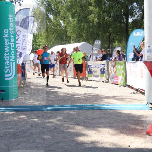 07.09.2025 - 19. Norderstedt Triathlon Zöllner http://msf.ph/oto/8788143 07.09.2025 13:41:05 Ziel 313, 347 meine-sportfotos.de