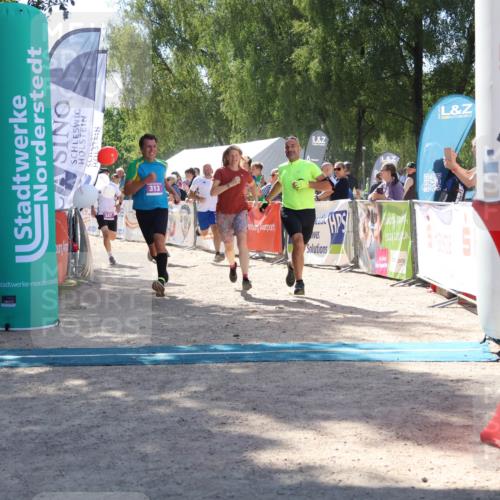 07.09.2025 - 19. Norderstedt Triathlon Zöllner http://msf.ph/oto/8788148 07.09.2025 13:41:05 Ziel 313, 347 meine-sportfotos.de