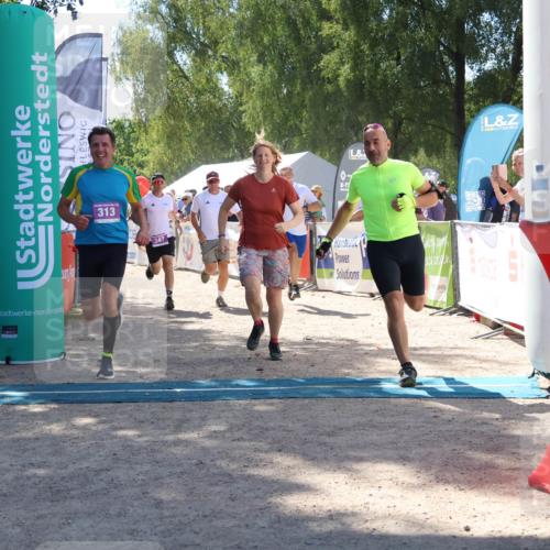 07.09.2025 - 19. Norderstedt Triathlon Zöllner http://msf.ph/oto/8788158 07.09.2025 13:41:06 Ziel 313, 347, 755 meine-sportfotos.de