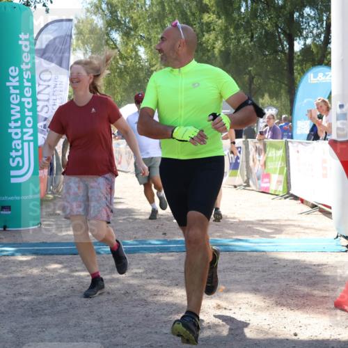 07.09.2025 - 19. Norderstedt Triathlon Zöllner http://msf.ph/oto/8788169 07.09.2025 13:41:07 Ziel 313, 347, 755 meine-sportfotos.de