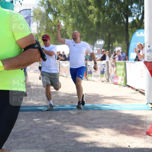 07.09.2025 - 19. Norderstedt Triathlon Zöllner http://msf.ph/oto/8788175 07.09.2025 13:41:08 Ziel 313, 347, 755 meine-sportfotos.de