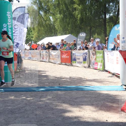 07.09.2025 - 19. Norderstedt Triathlon Zöllner http://msf.ph/oto/8788200 07.09.2025 13:41:11 Ziel 313, 347, 755 meine-sportfotos.de