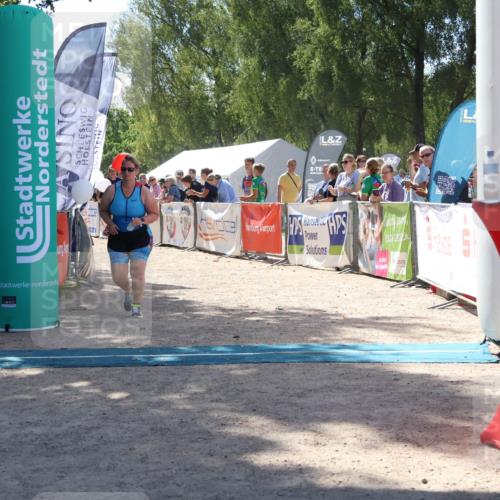 07.09.2025 - 19. Norderstedt Triathlon Zöllner http://msf.ph/oto/8788208 07.09.2025 13:41:21 Ziel 742, 1299 meine-sportfotos.de