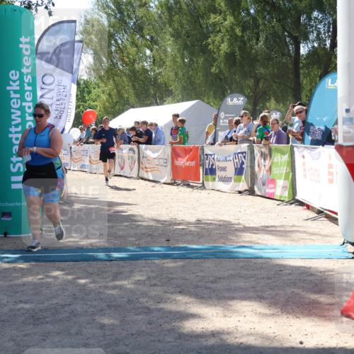 07.09.2025 - 19. Norderstedt Triathlon Zöllner http://msf.ph/oto/8788220 07.09.2025 13:41:22 Ziel 742, 1299 meine-sportfotos.de