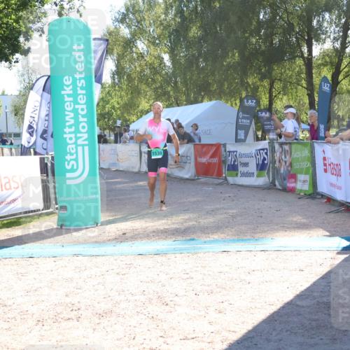 07.09.2025 - 19. Norderstedt Triathlon Zöllner http://msf.ph/oto/8788224 07.09.2025 16:07:08 Ziel 1530 meine-sportfotos.de